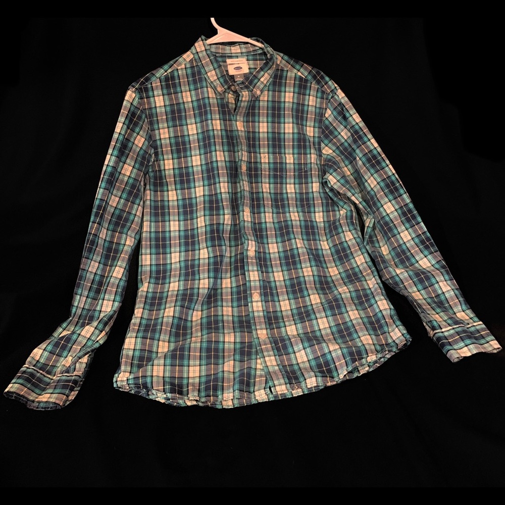 OLD NAVY Men’s Slim Fit Button Down Plaid Shirt